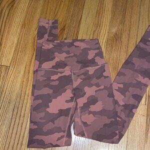Lululemon Women’s Pink Camo Wunder Under Train Mid Rise Tight Leggings - Size 8